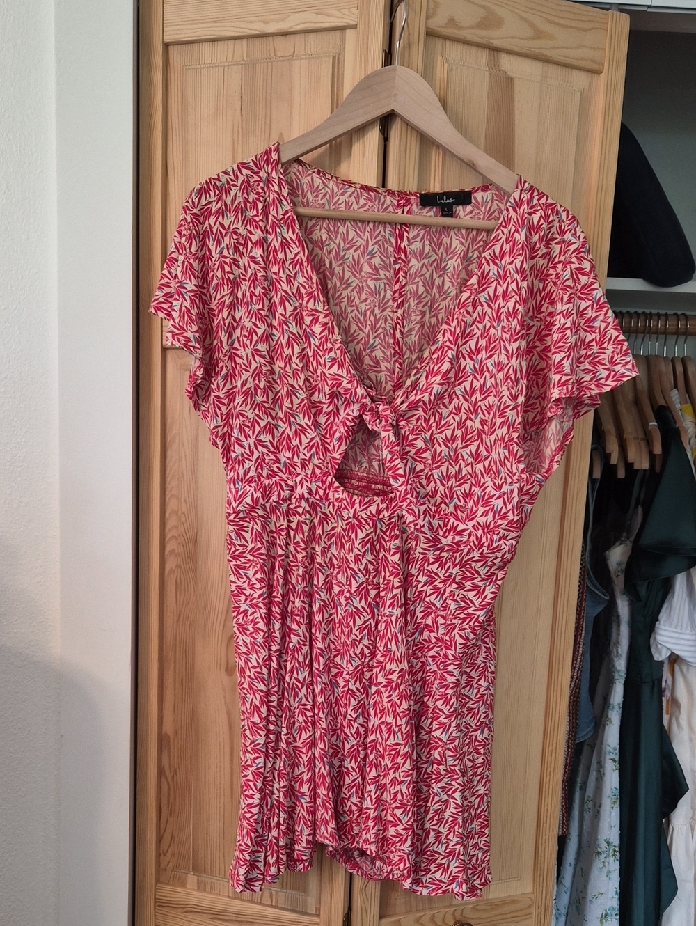 Lulu's Pink and White Leaf-Print Tie-Front Romper